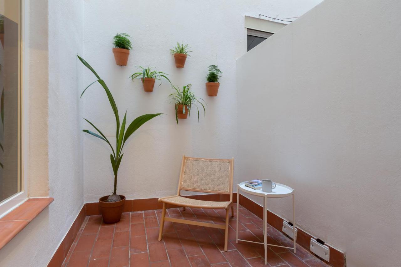 Puerta De Larios: Central Three-Bedroom Apartment With Balconies And Patio Malaga Exterior photo